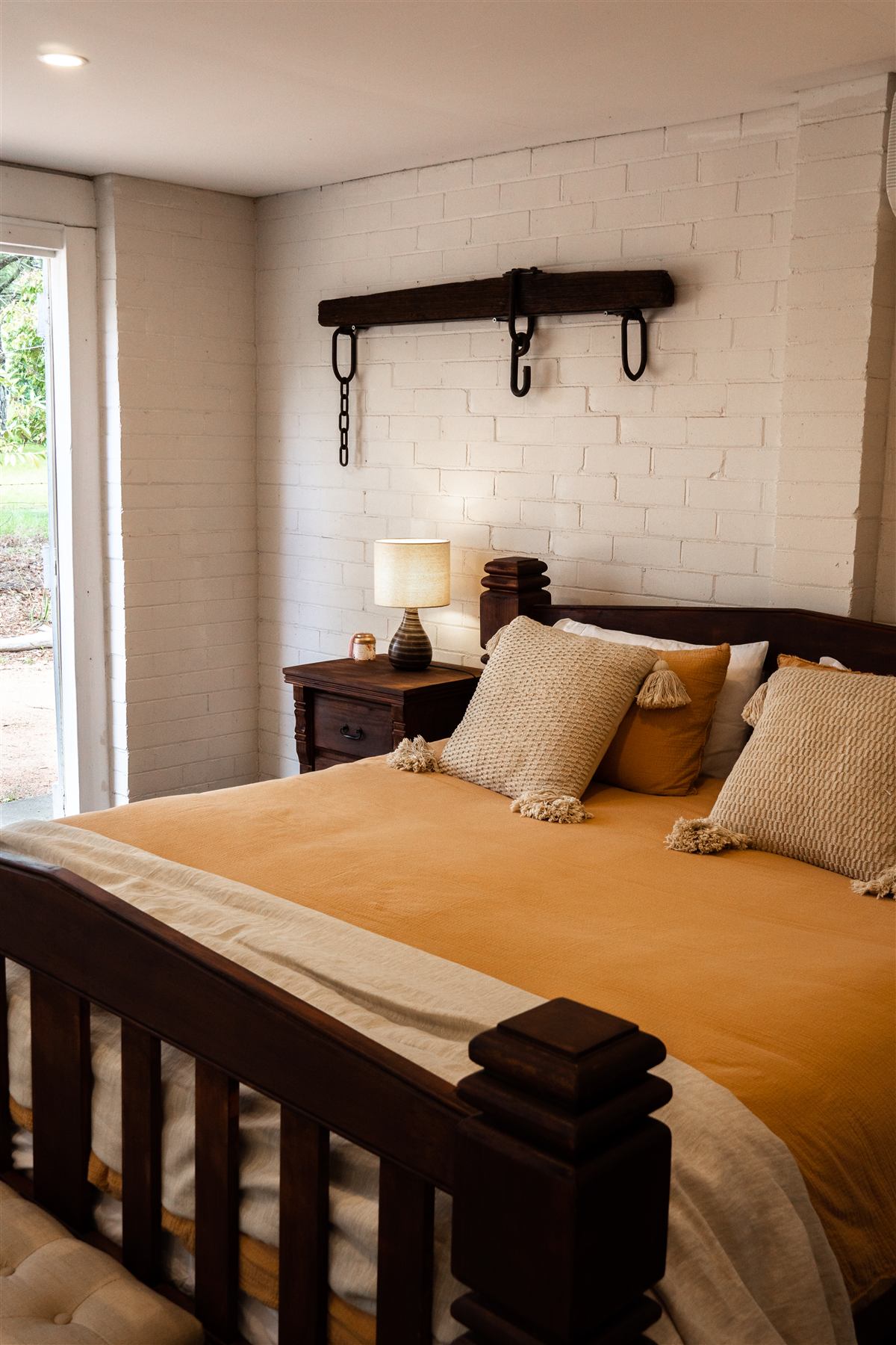 Barn bed